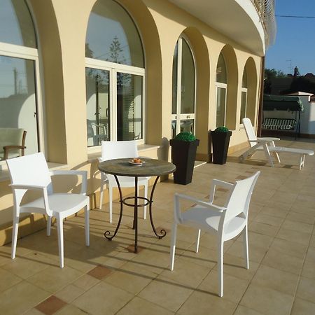 Isola Del Sole Apartment Syracuse ภายนอก รูปภาพ