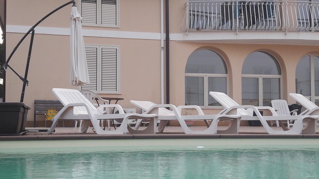 Isola Del Sole Apartment Syracuse ภายนอก รูปภาพ