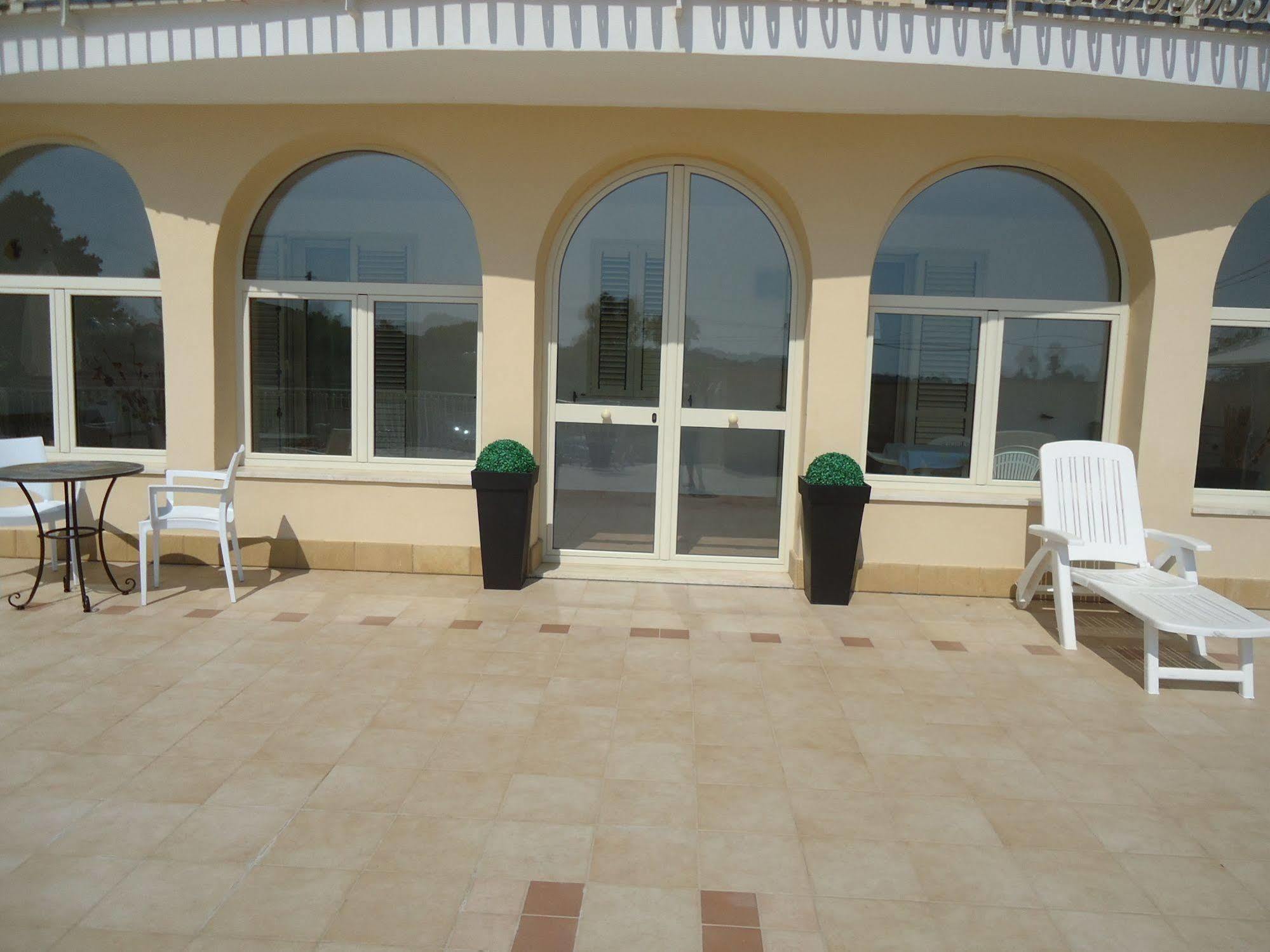 Isola Del Sole Apartment Syracuse ภายนอก รูปภาพ