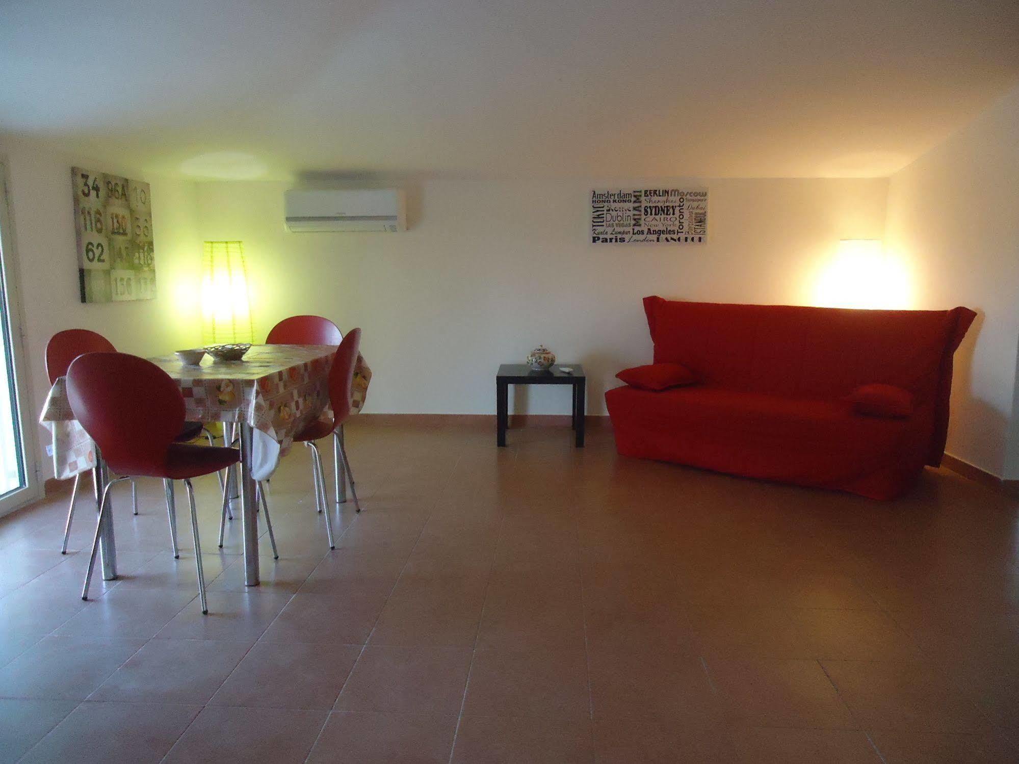 Isola Del Sole Apartment Syracuse ภายนอก รูปภาพ